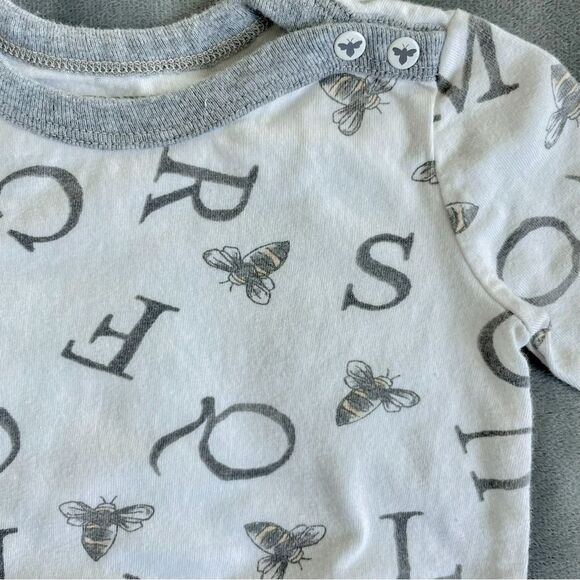 4/$10 - Burts Bees Baby Long Sleeve Bodysuit - Picture 3 of 6